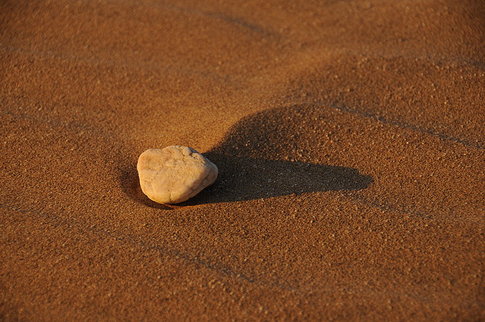Kiesel im Sand