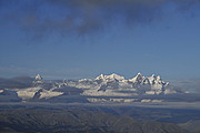 Schroffe Berge der Cordillera Blanca