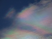 Farbige Eiskristall-Wolken